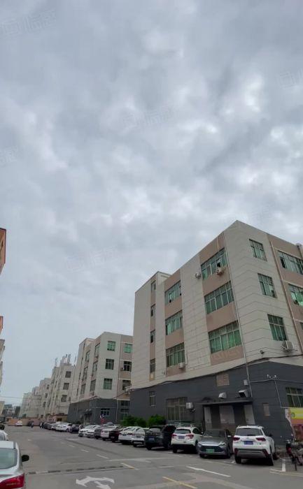福永厂房仓库出租600平一楼精装修水电齐全，空地大可办环平