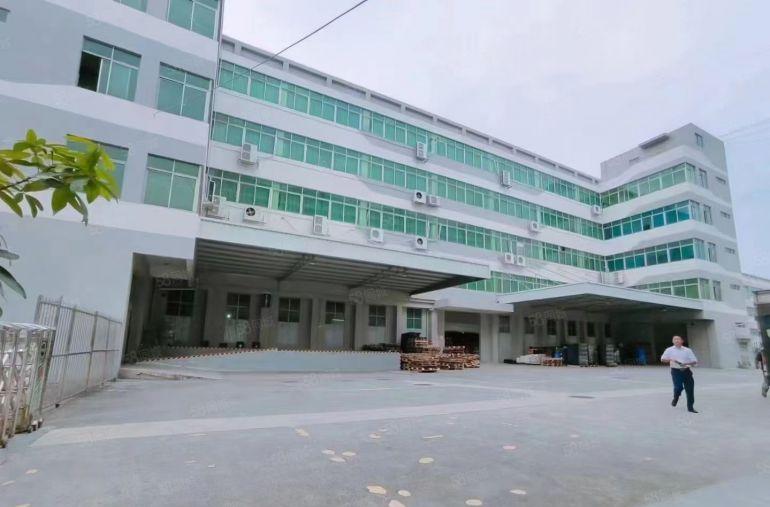 石岩地铁口 原房东独门独院12910平米 实际面积出租