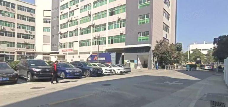 福永塘尾地铁口工业园区楼上精装修2250平出租办公研发设备等