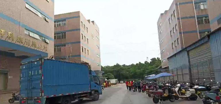 西乡固戍新出2000平精装修厂房出租可分租合租大型园区地铁站