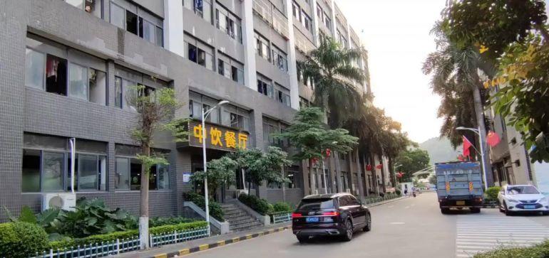 宝安福永107国道主干道厂房仓库出租2000平可300起分租