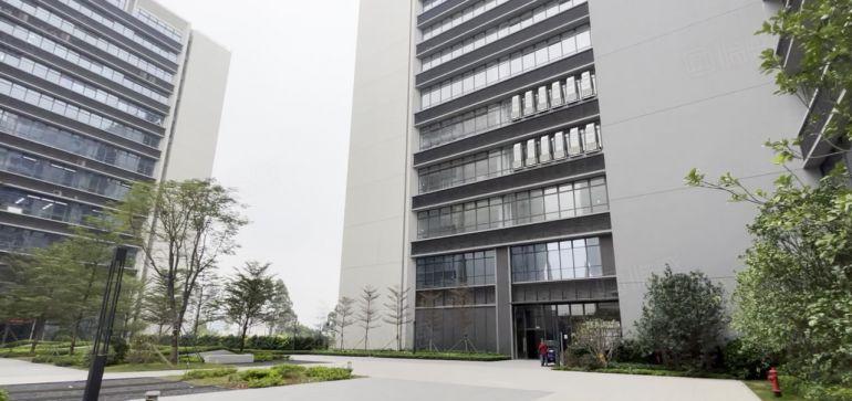 沙井工和工业区附近独院厂房1至2楼4000平可大小可分租