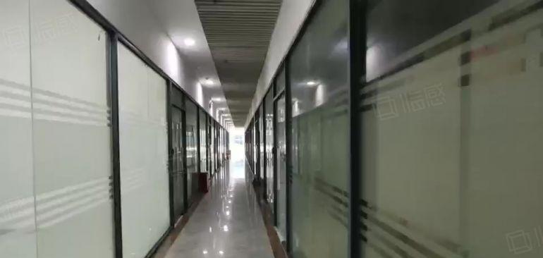 特价33元西乡，固戍地铁站附近，一楼复式180平办公仓库出租