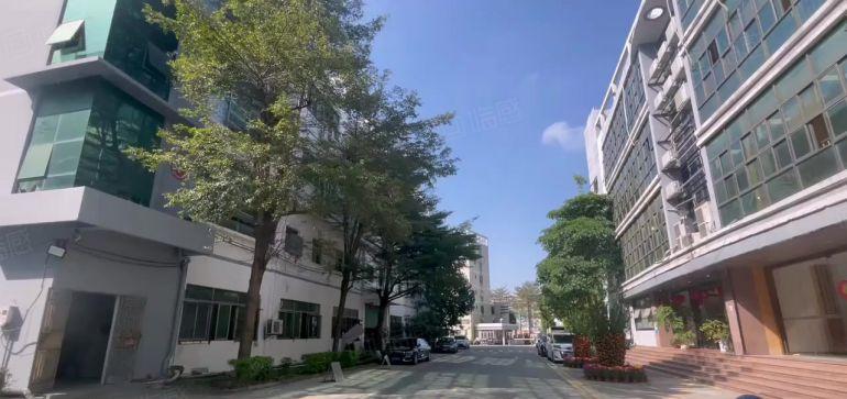 流塘公园12号线地铁口附近楼上500平带生产办公外贸研发
