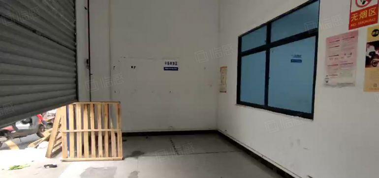 西乡，固戍原房东直租，一楼带装修整层1200厂房，园区形象好
