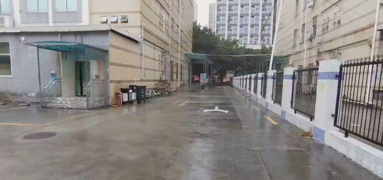 石岩水田独栋独门独院7500平厂房仓库出租精装修办公设备生产