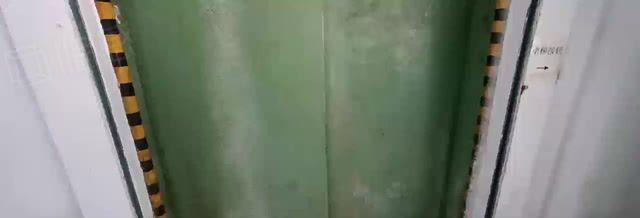 西乡固戍地铁站附近，带精装修680平厂房出租，租金便宜
