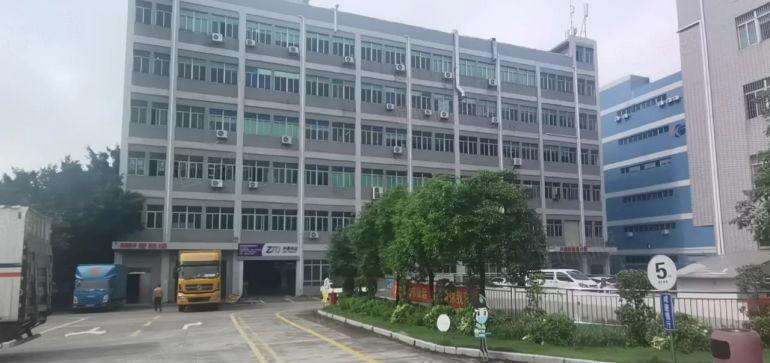 深圳宝安石岩5000平标准厂房低价出租原房东精装修