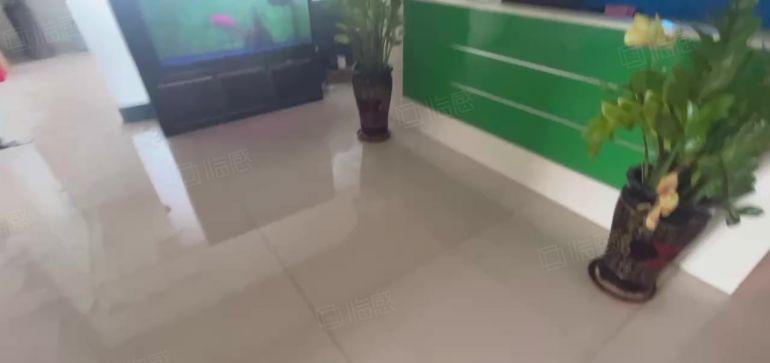 西乡固戍，原房东直租，单层面积1200平厂房出租，使用率高