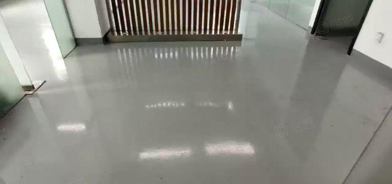 西乡，固戍大型工业园，楼上带装修380平办公厂房电商贸易出租