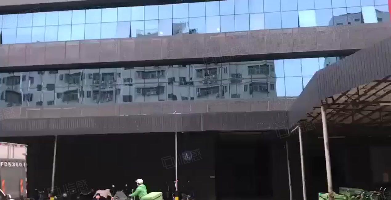 空地大车位充足西乡地铁站旁楼上1000平起带装修厂房仓库招租