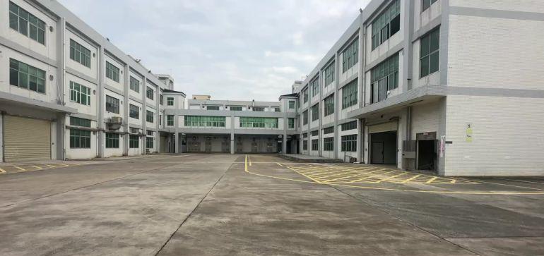 降价出租石岩北环精装1000平工业园原房东红本独门独院厂房