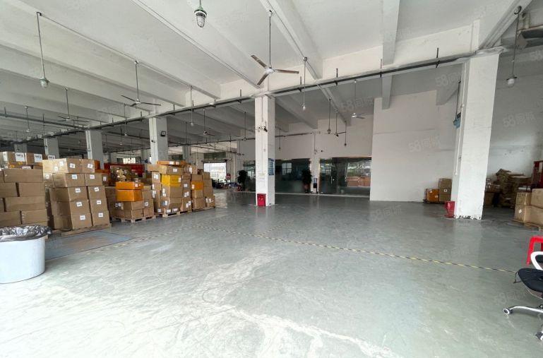 福永地铁口一楼1000平厂房低价出租仓库可分合租带卸货平台