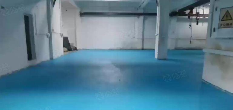 沙井黄埔一楼500平方厂房，有全新地坪漆，两部航车，水电齐全