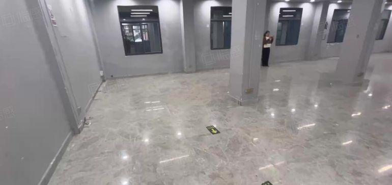 西乡固戍地铁口，一楼260平254平办公电商仓库出租
