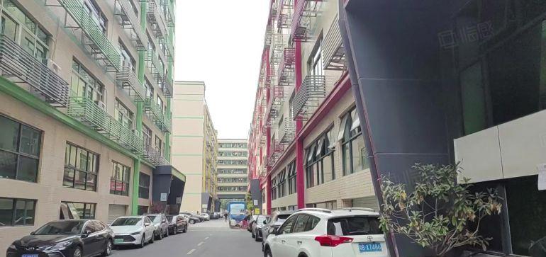 国资委厂房一手房东直租高标准电改园区3680方可分姐