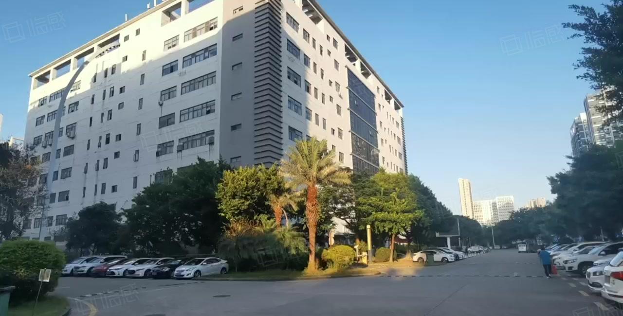 福永桥头地铁站附近高薪园区楼上新出2200平带精装修办公室