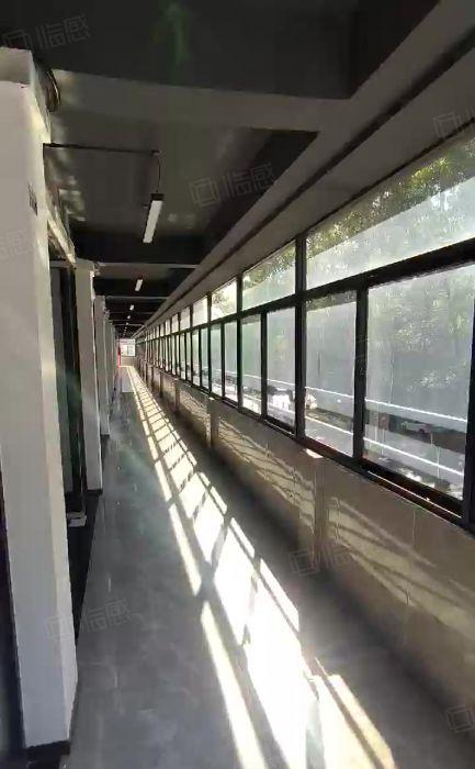 沙井马安山地铁口100平200平精装修厂房和办公室仓库出租