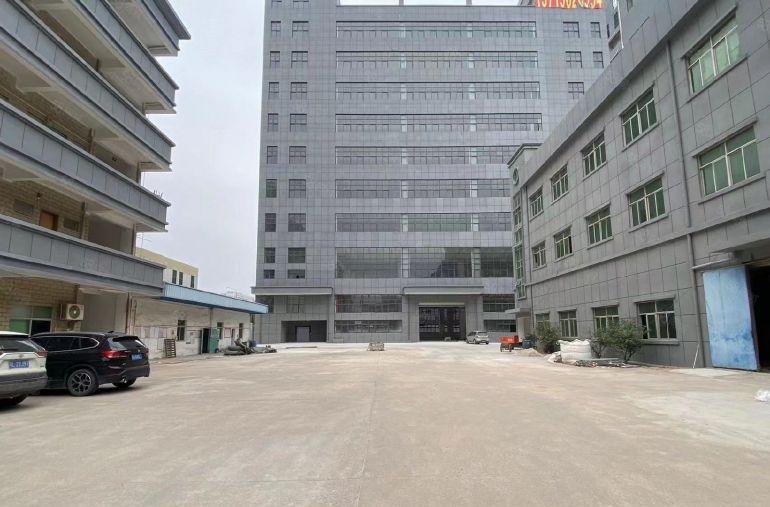 低价出租秋长白石独院新出两千平原房东红本厂房空地大可办环评