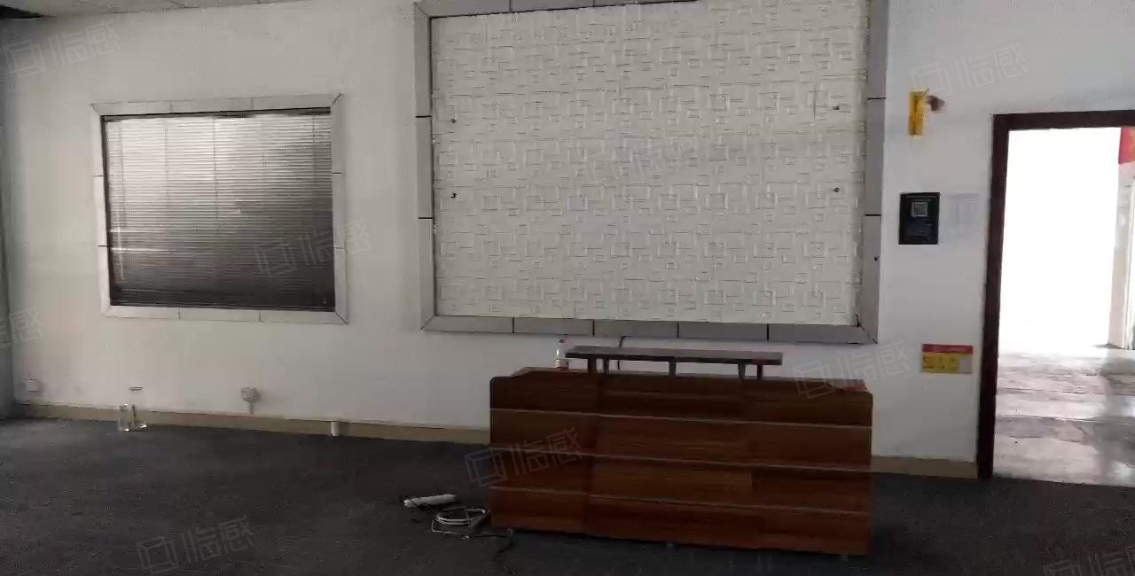100平起分租观澜桂花小学原房东独门独院1000平厂房出租