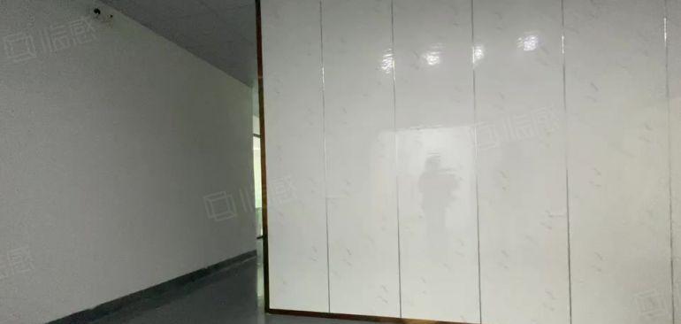 龙华原房东整层1000平方带装修厂房仓库出租可以分租