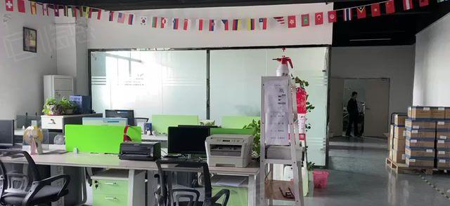 观澜章阁工业园400平方精装修电商办公小加工红本厂房出租