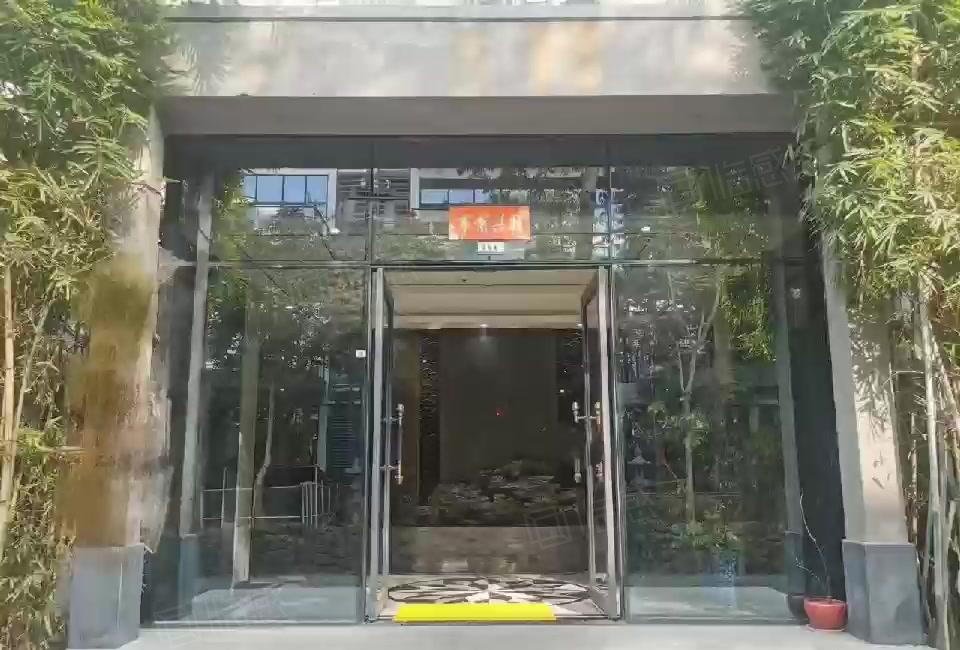 龙华油松950平会所出租，61格局，带厨房