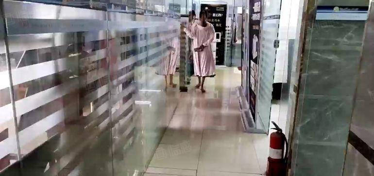 观澜桂花原房东楼上500平精装修红本厂房实际面积出租
