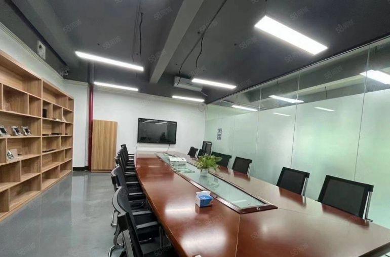 龙华元芬地铁口200平至600平精装修研发办公室出租仓库
