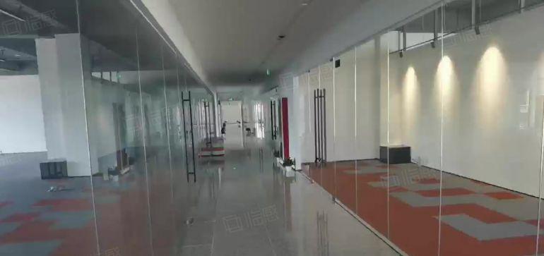 观澜福城街道楼上200到3000平，研发办公，生产厂房出租