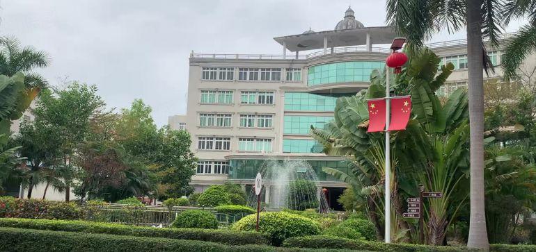 龙华油松工业园厂房300平起租带装修可做研发，电商，仓库