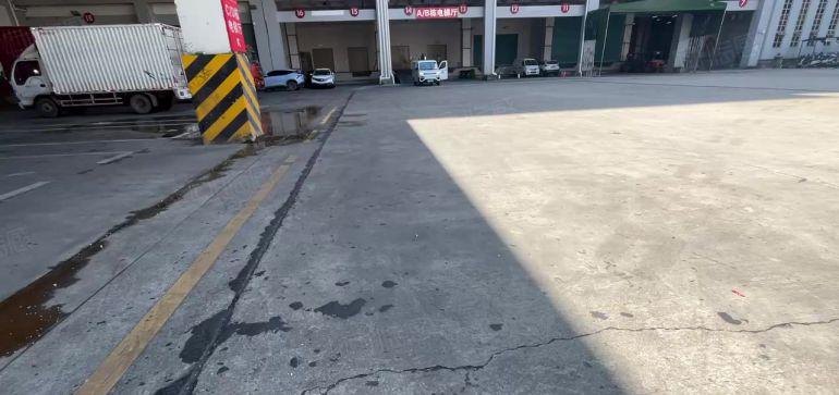 龙华物流仓带卸货平台仓库厂房出租 可进23米拖车1000平起