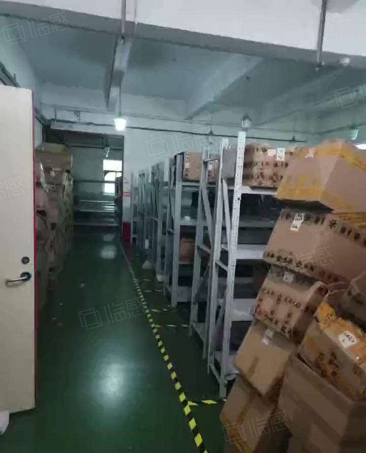 龙华汽车站附近新出精装厂房610平招租，带家私空调