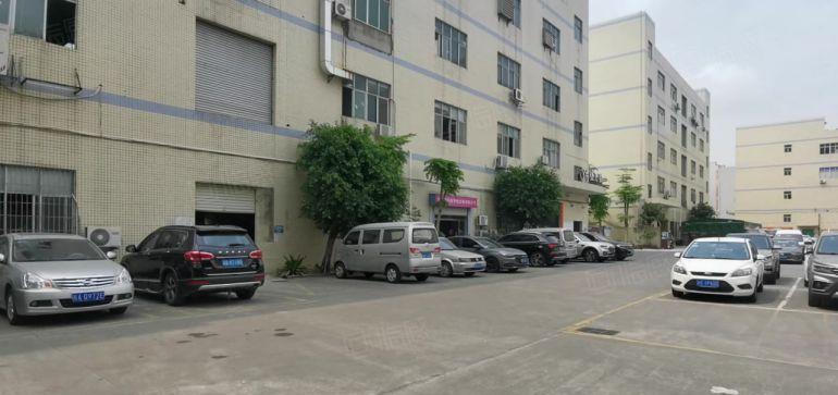 龙华观澜高新工业园红本厂房出租精装修带办公室和大气前台