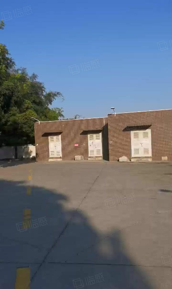 章阁主干道边原房东大型园区楼上带装修厂房出租，面积550平米