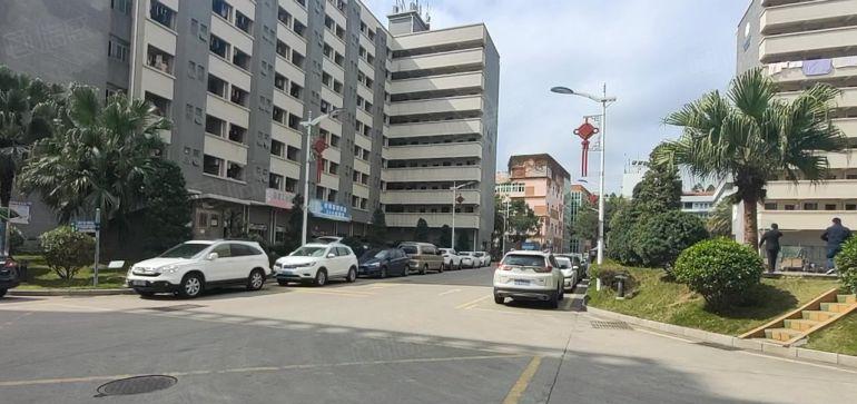 龙华大浪商业中心精装修1300平原房东厂房仓库实际面积出租