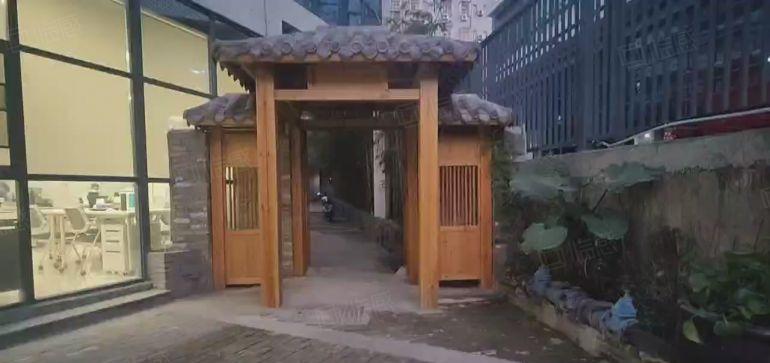 深圳龙华油松花园式独门独院一楼厂房1200平方出租带豪华装修