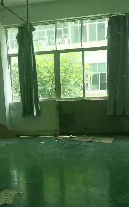 爱联嶂背二村600平方原房东精装修厂房出租