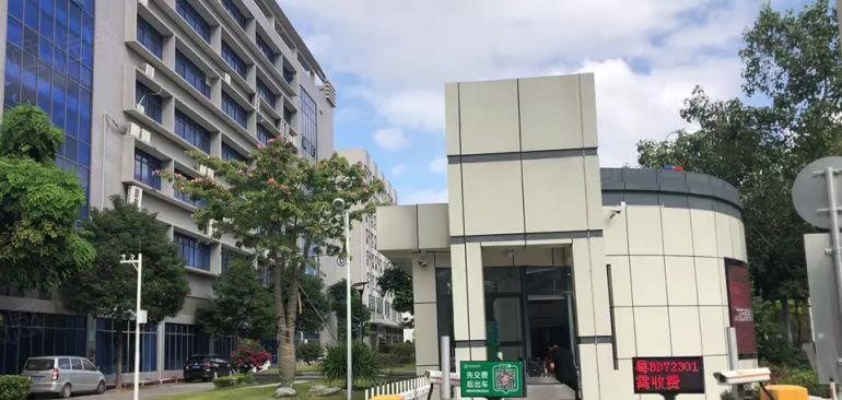 低碳城原房东科技园新出3楼整层2000平带精装办公室厂房出租