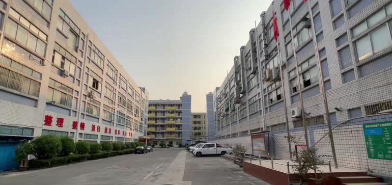 平湖华南城附近2百5百8百平厂房仓库出租分租带装修现成水电