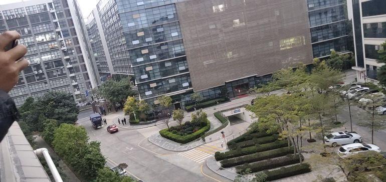 红本厂房坪地大型园区办公厂房仓库出租大空地车位充足多种