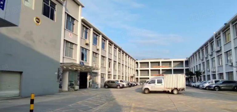 带精装修龙岗五联工业园楼上890平厂房仓库出租可分租水电齐全