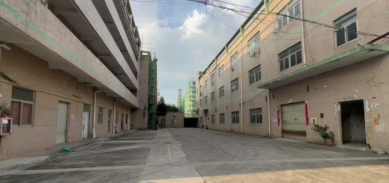 龙岗坪地中心村委独院3000平精装修厂房仓库出租无公摊好招工