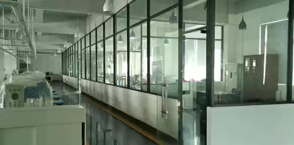 恒利工业园新空出2楼2000平方带精装修前台和办公室厂房出租