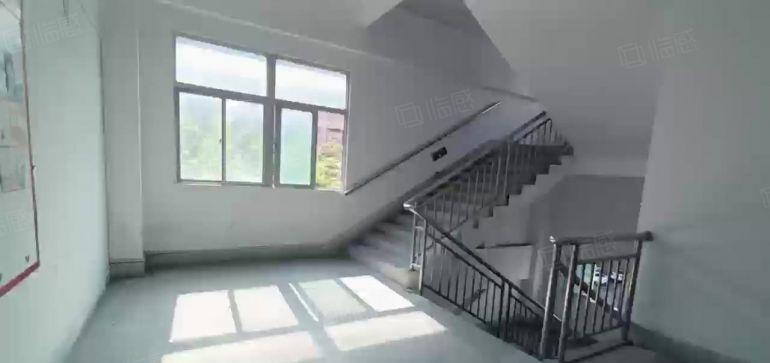 坂田地铁口厂房出租仓库出租1000平