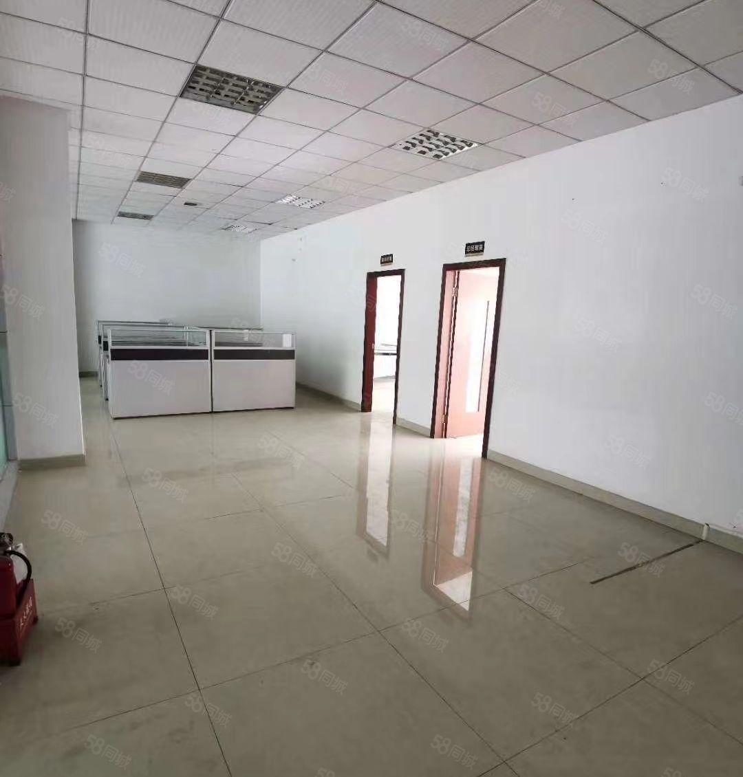龙岗镇尤东工业区厂房二楼1250m2现成水电地板漆办公室