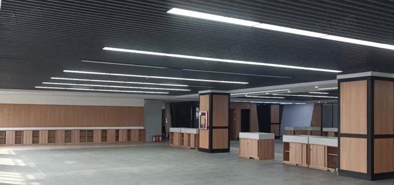 龙岗宝龙工业区原房东自建自用办公研发展厅200到500平分租