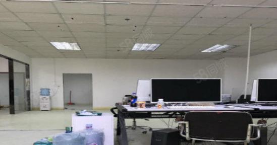 龙岗新生豪华装修厂房出租500平米免转让费