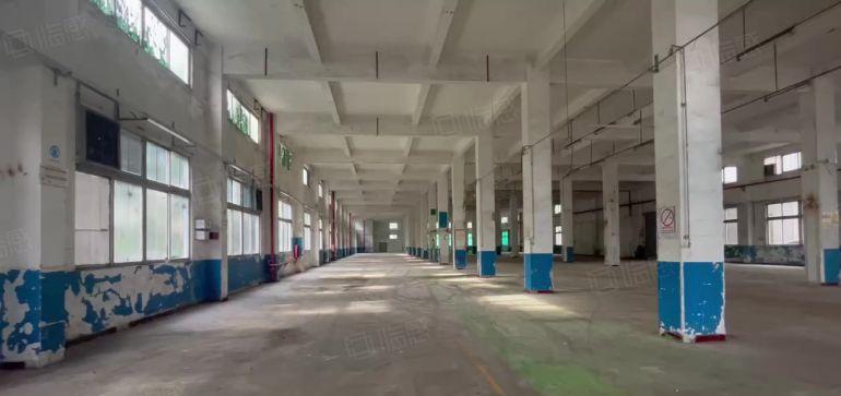 横岗坳背地铁口原房东厂房一楼出租3400平方，高度8米