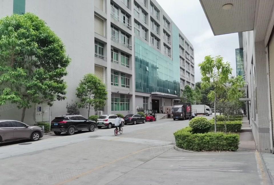 龙岗同乐工业园楼上精装修办公室厂房850平出租